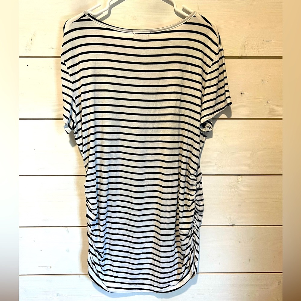 Maternity Shirt - Picture 3 of 3